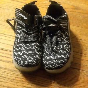 Ylllu Kids Roller Skate Shoes